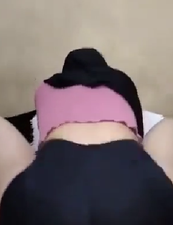 Bokep jilbab Gaya Celana Robek Pantat Besar